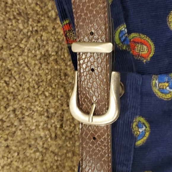 Vintage Courduroy Shorts by Counterparts - Picture 7 of 15